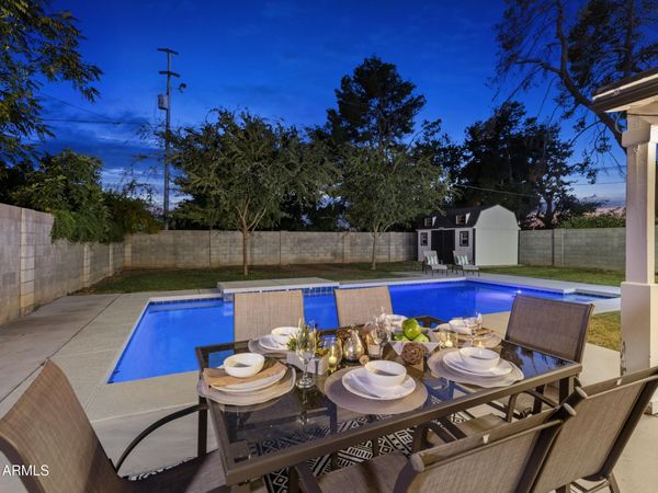 739 E BELMONT Avenue, Phoenix, AZ 85020