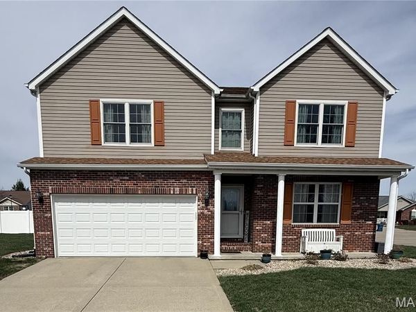 605 Janet Court, New Baden, IL 62265