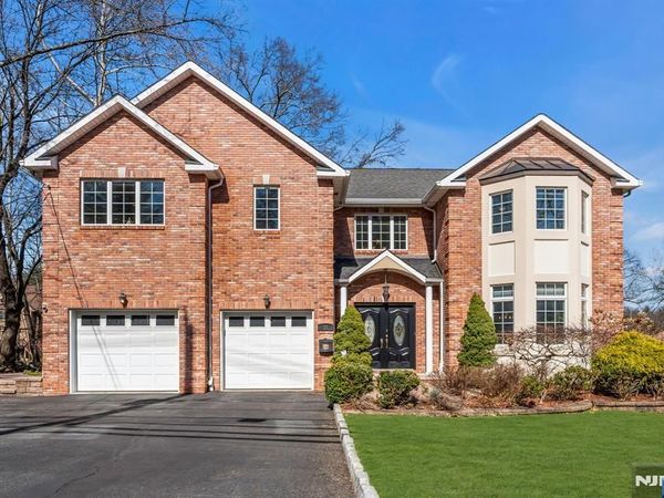 66 Ridge Avenue, PARK RIDGE, NJ 07656