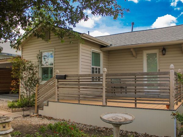 1210 summit, San Antonio, TX 78201