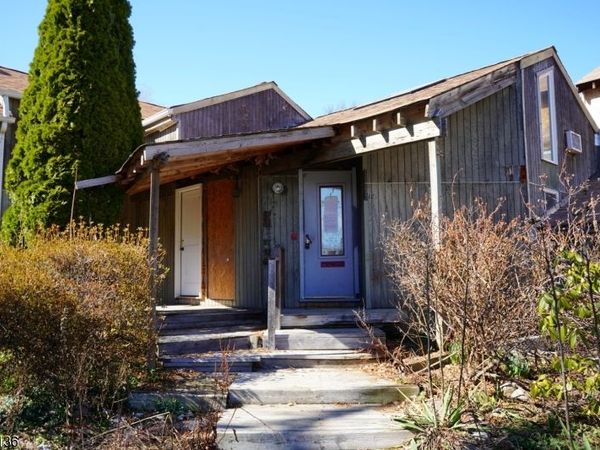 85 Roosevelt Ave, Butler, NJ 07405