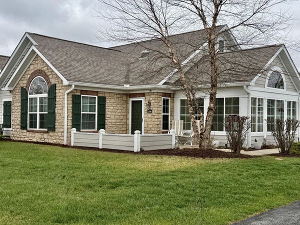 2426 Allison Circle, Unit 2426, Valparaiso, IN 46383