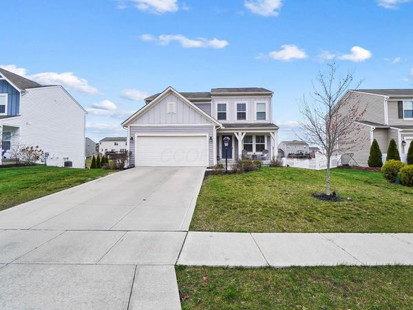 1535 Dickson Drive, Marysville, OH 43040