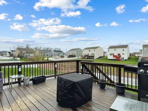 1535 Dickson Drive, Marysville, OH 43040