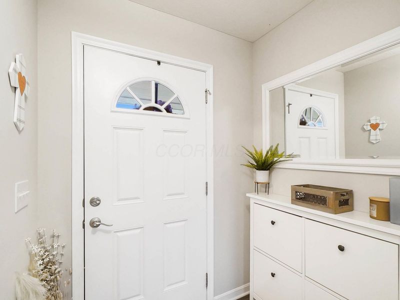 1535 Dickson Drive, Marysville, OH 43040 Photo 4