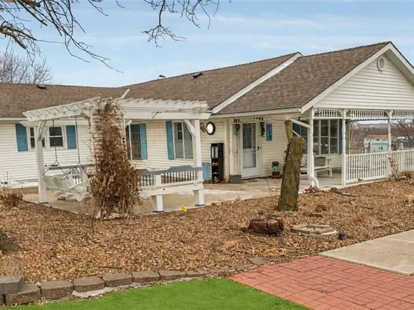 310 Berry Street, Conception Jct, MO 64434