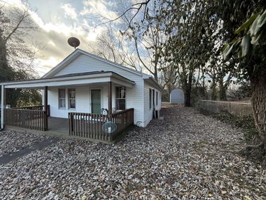 365 Maple Street, Russell Springs, KY 42642