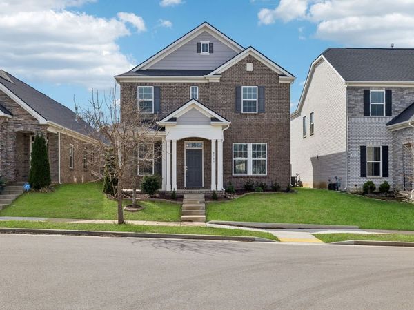 4165 Magnolia Farms Dr, Hermitage, TN 37076