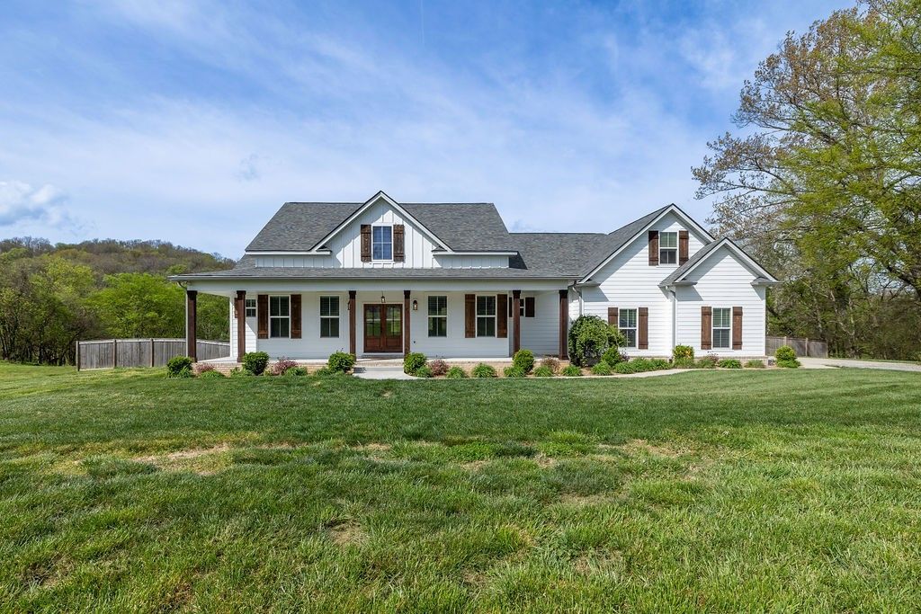 3988 Pulaski Hwy Culleoka, TN 38451