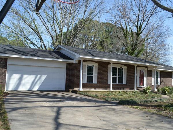 411 Hillcrest Drive, Heber Springs, AR 72543