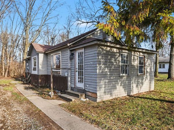 1220 S 3rd Street, Niles, MI 49120