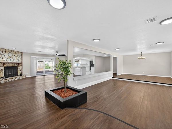 3189 Casanova Circle, Las Vegas, NV 89120