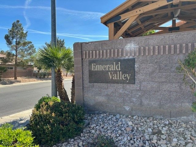 1319 Shimmering Glen Avenue, Henderson, NV 89014 Main Photo