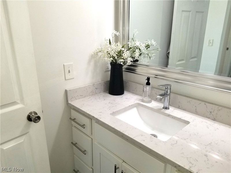 1201 W River Road N, Unit B3, Elyria, OH 44035 Photo 15