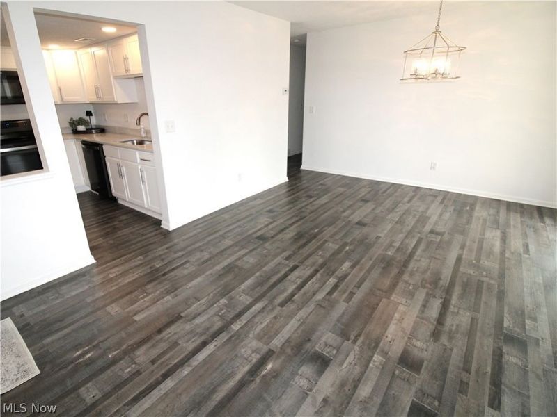 1201 W River Road N, Unit B3, Elyria, OH 44035 Photo 4