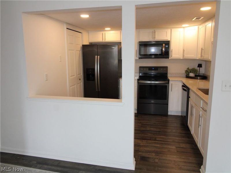 1201 W River Road N, Unit B3, Elyria, OH 44035 Photo 6