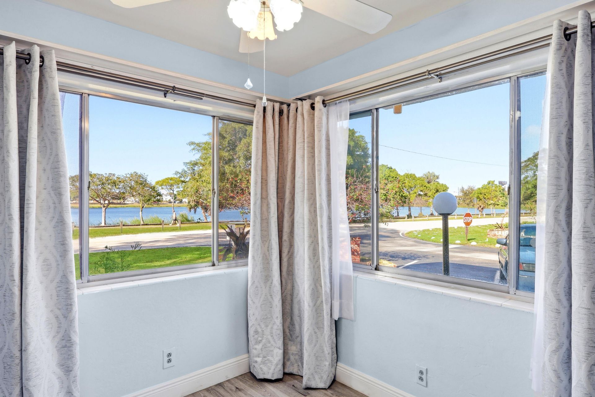 2004 Lake Osborne Drive, Unit 1, Lake Worth Beach, FL 33461 Photo