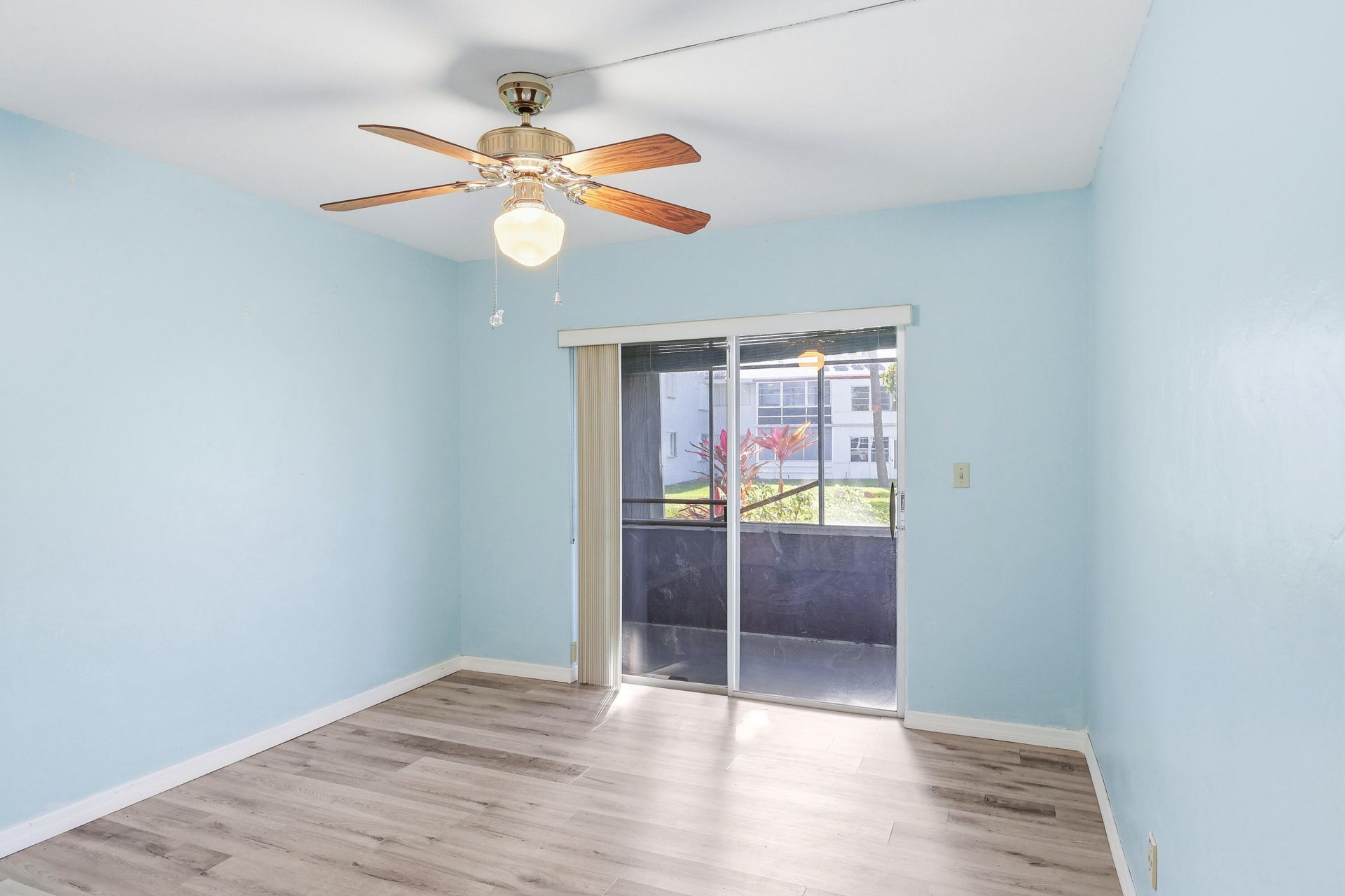 2004 Lake Osborne Drive, Unit 1, Lake Worth Beach, FL 33461 Photo