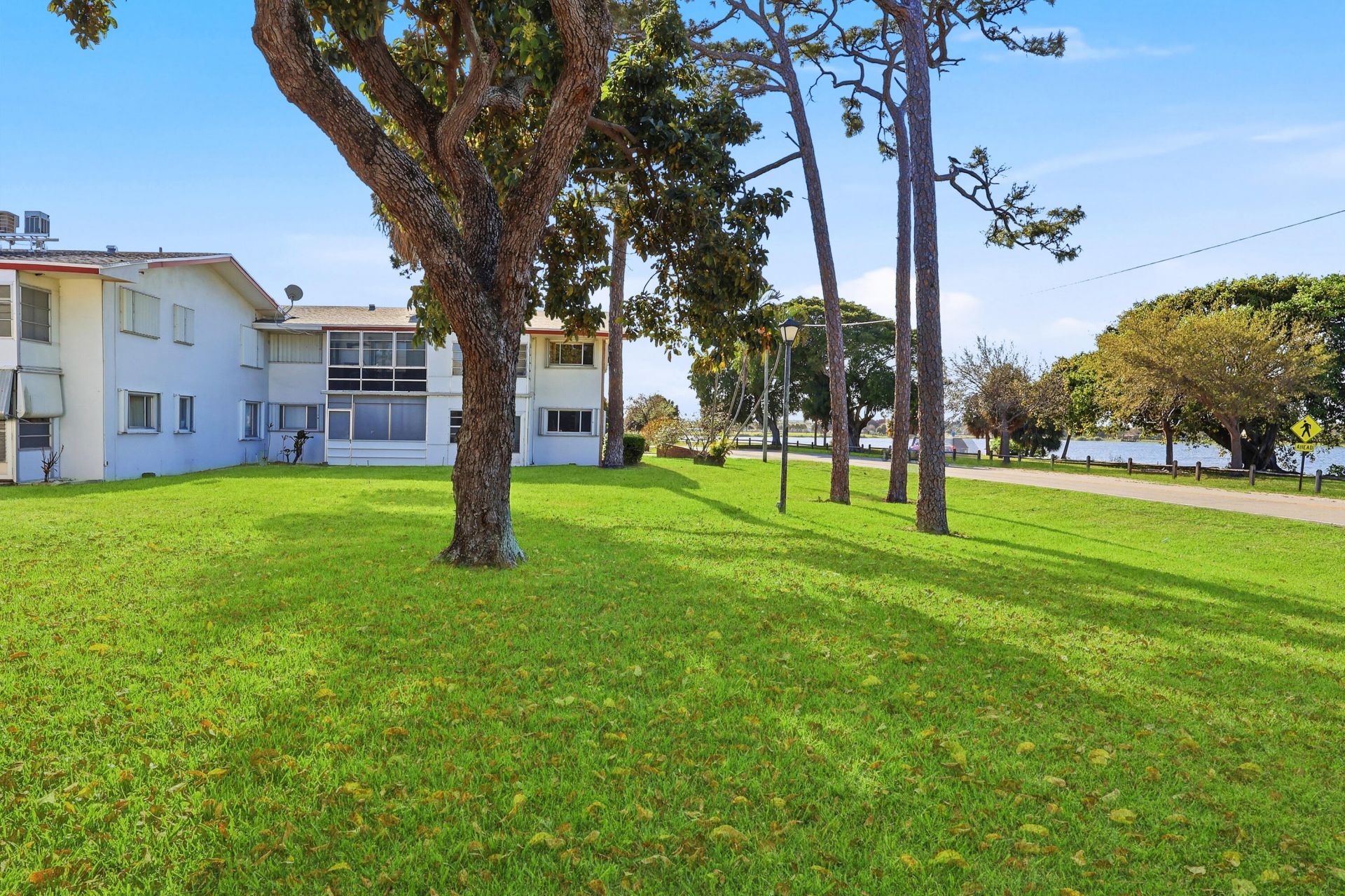 2004 Lake Osborne Drive, Unit 1, Lake Worth Beach, FL 33461 Photo