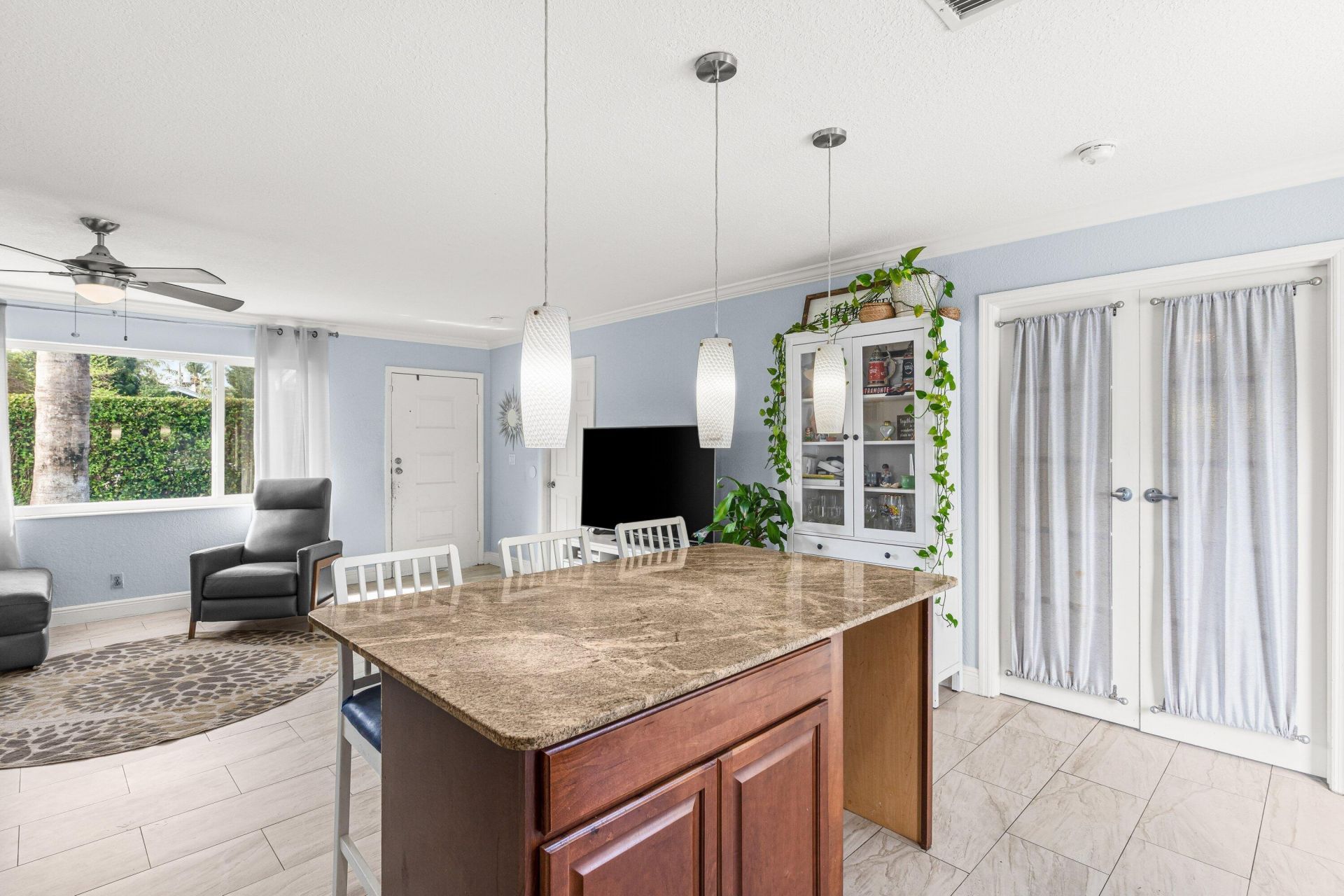 149 SE 27th Place, Boynton Beach, FL 33435 Photo