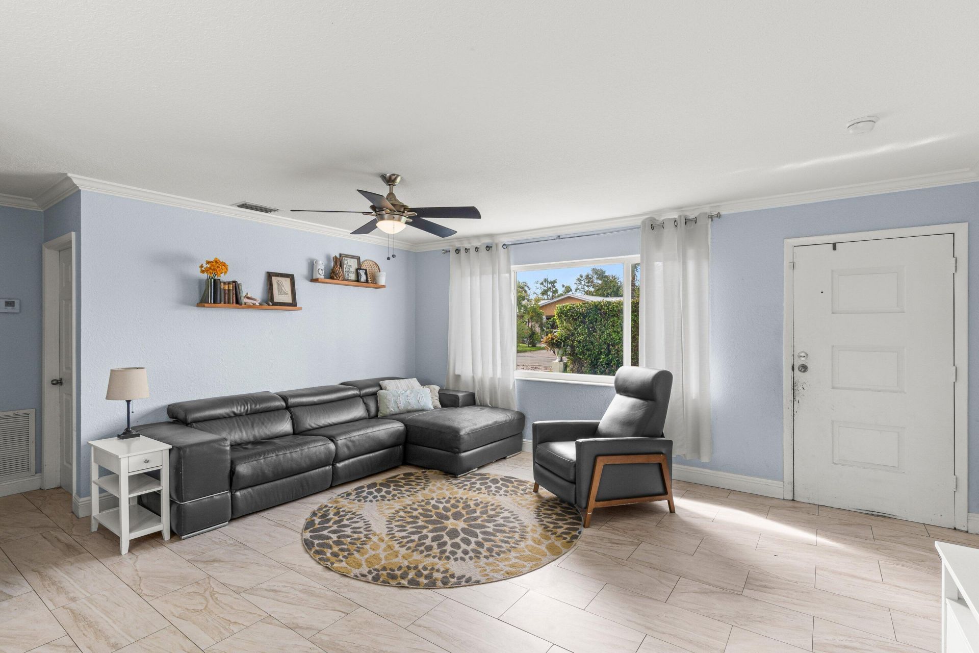 149 SE 27th Place, Boynton Beach, FL 33435 Photo