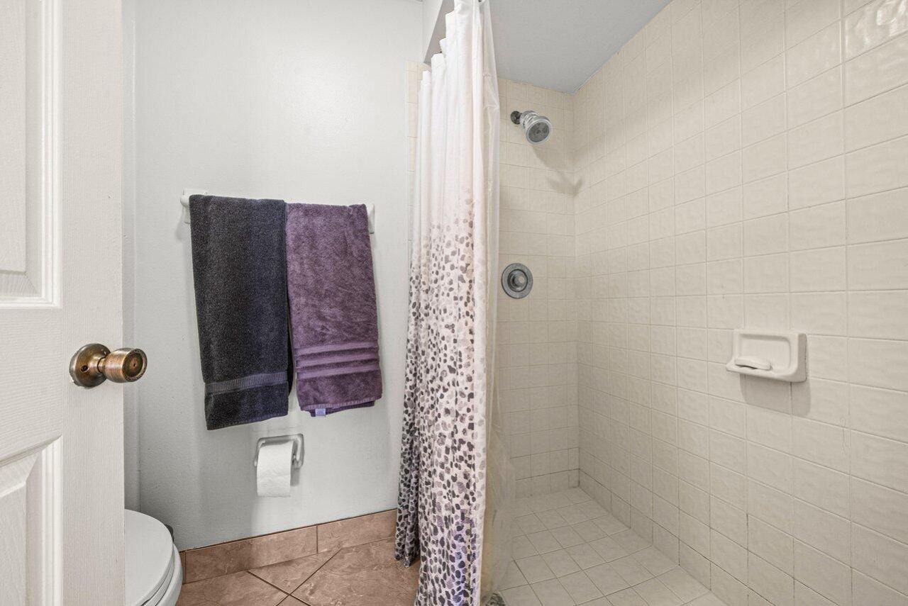 16 Via De Casas Sur, Unit 204, Boynton Beach, FL 33426 Photo