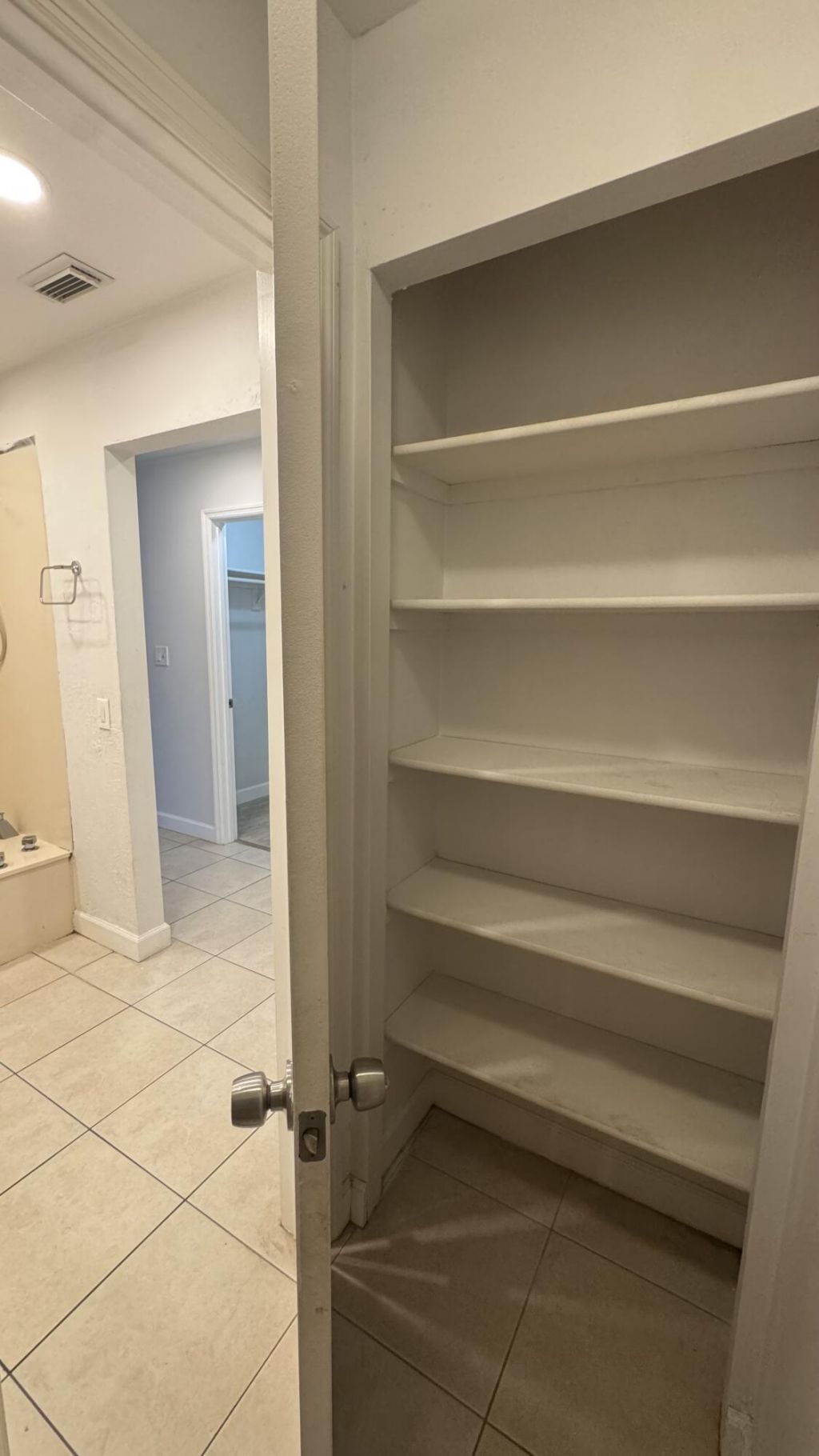 802 Saint Andrews Road, Unit 15, Hollywood, FL 33021 Photo