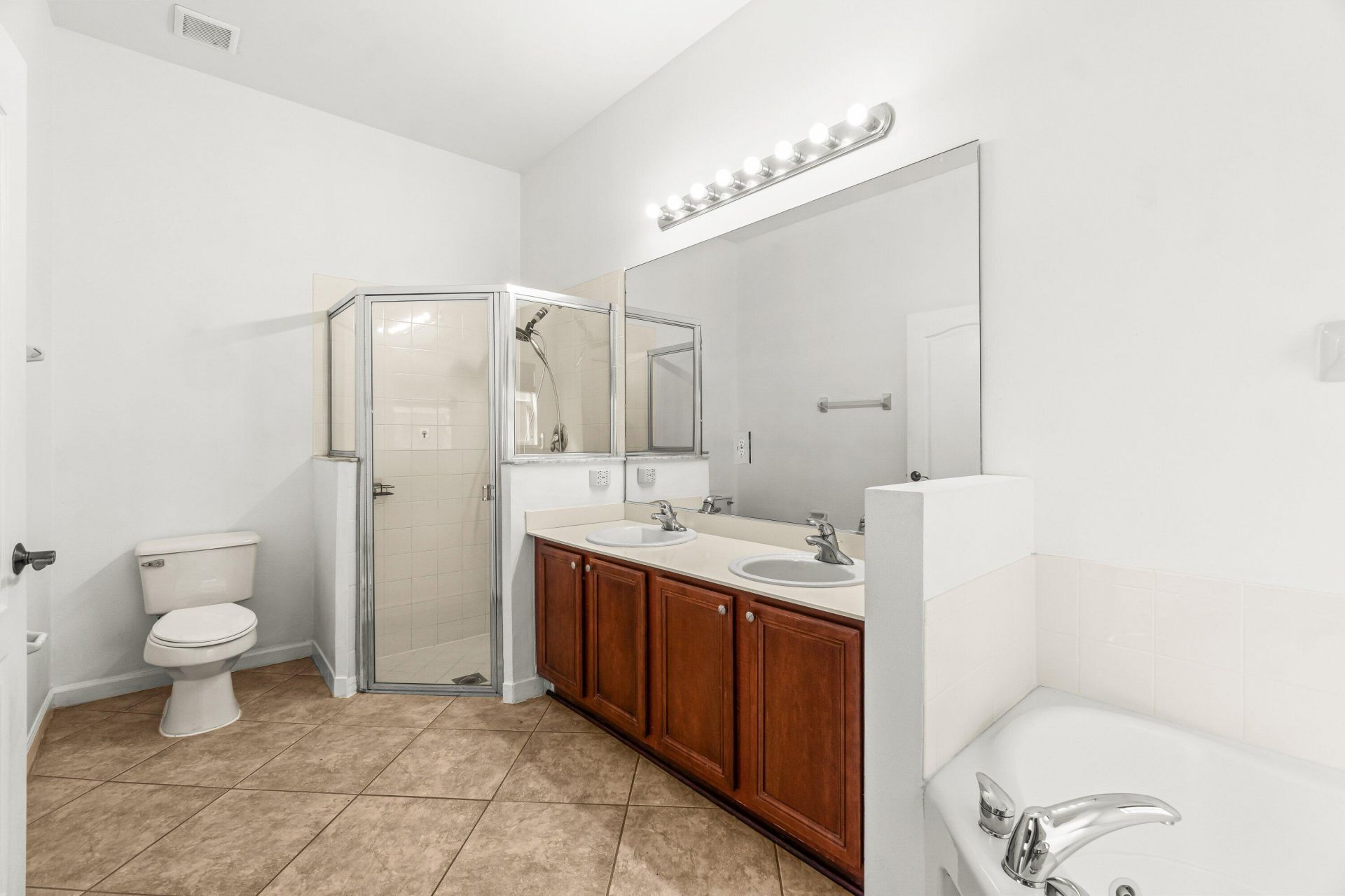 131 Lancaster Way, Royal Palm Beach, FL 33414 Photo