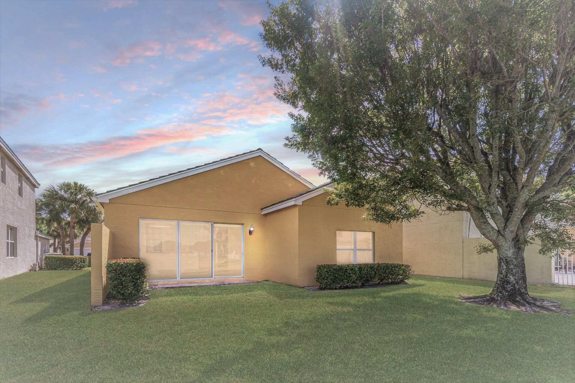 131 Lancaster Way, Royal Palm Beach, FL 33414 Photo