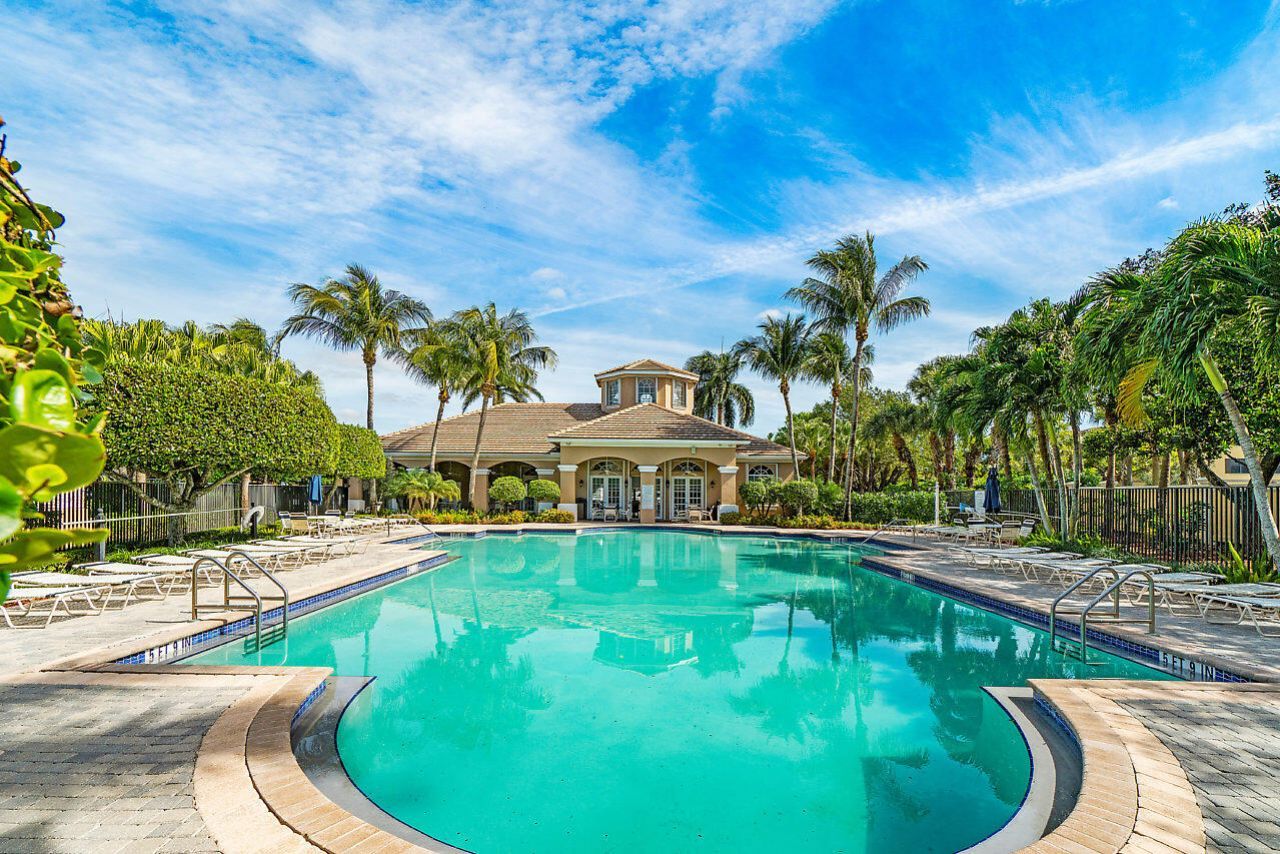 131 Lancaster Way, Royal Palm Beach, FL 33414 Photo