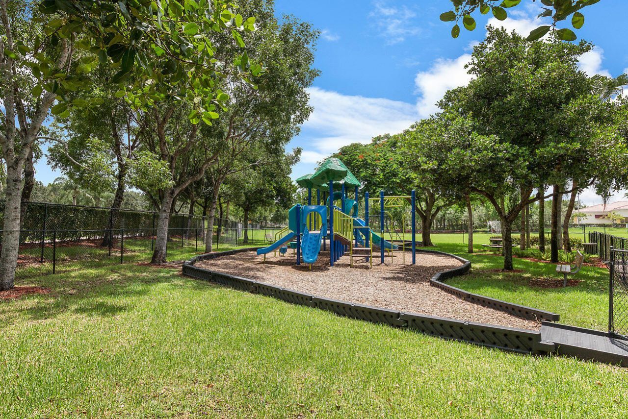 131 Lancaster Way, Royal Palm Beach, FL 33414 Photo