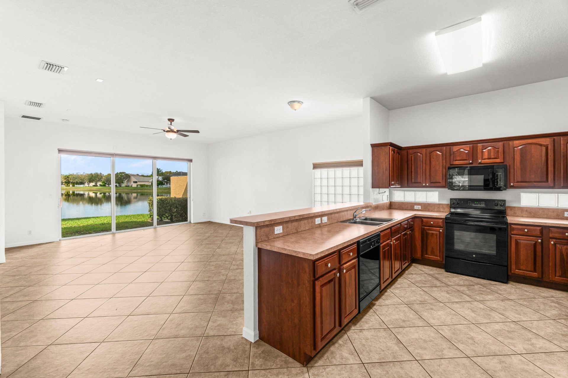 131 Lancaster Way, Royal Palm Beach, FL 33414 Photo