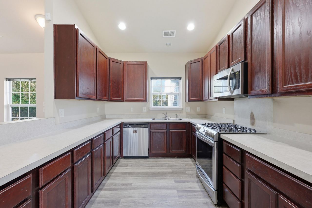 639 Savannah River Drive Photo 10