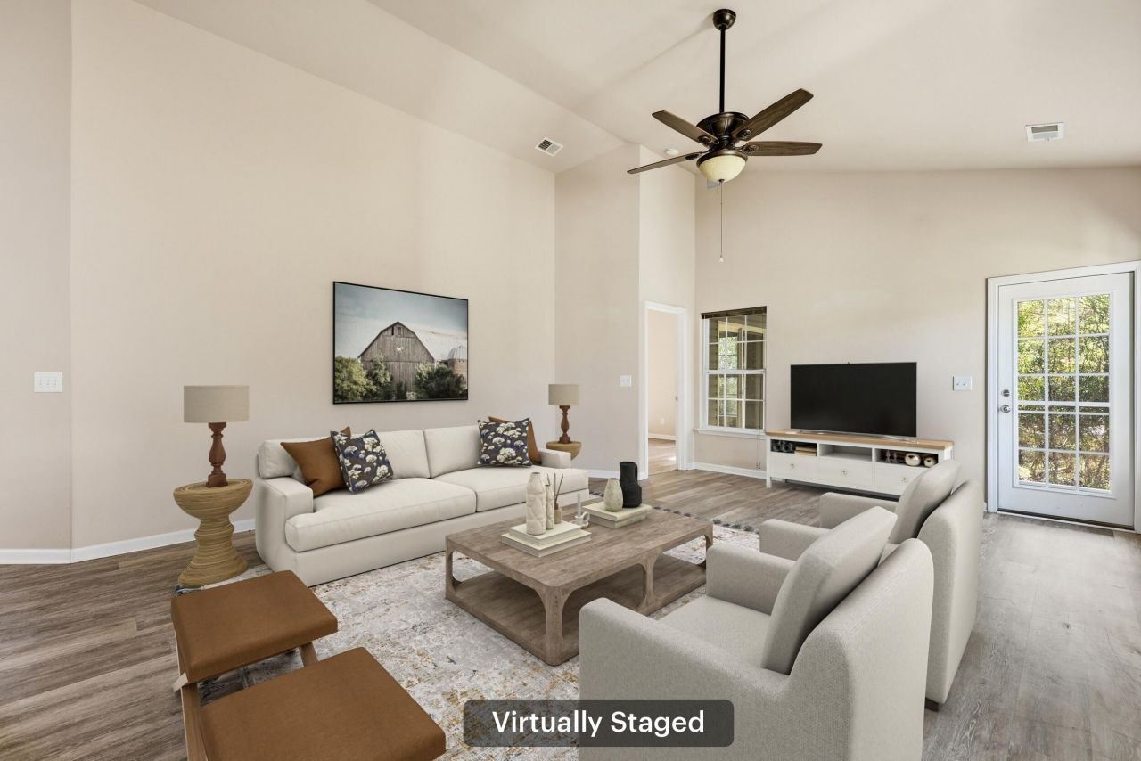 639 Savannah River Drive Photo 2