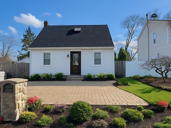 28 Bittermint Street , Islip, NY 11751