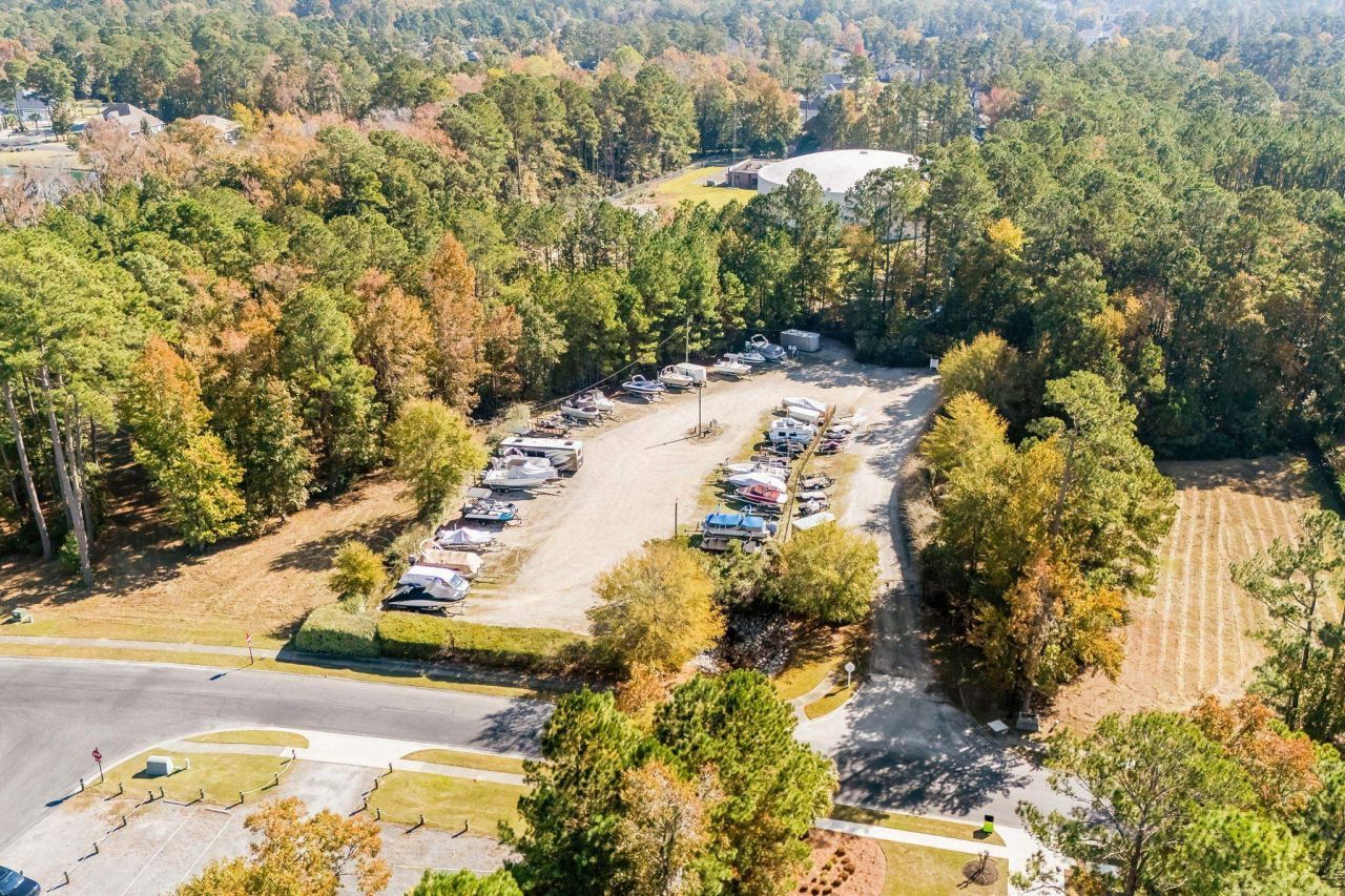 2668 Henagan Ln. Photo 82