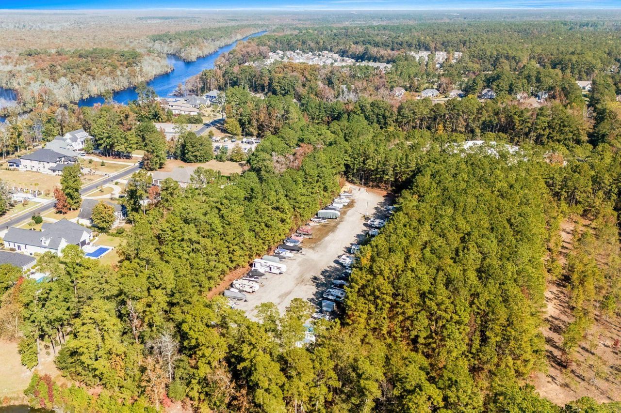 2668 Henagan Ln. Photo 83