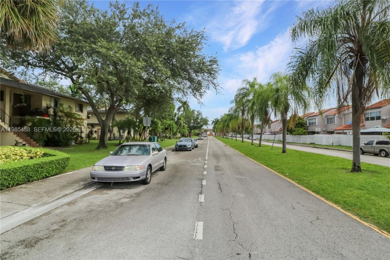 12955 SW 66th Ln , Unit 212-2, Miami, FL 33183 Photo