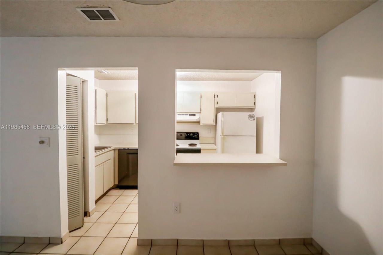 12955 SW 66th Ln , Unit 212-2, Miami, FL 33183 Photo