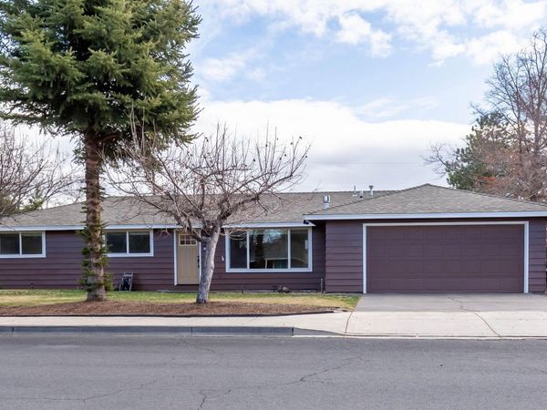 1650 SW 16th Street, Redmond, OR 97756