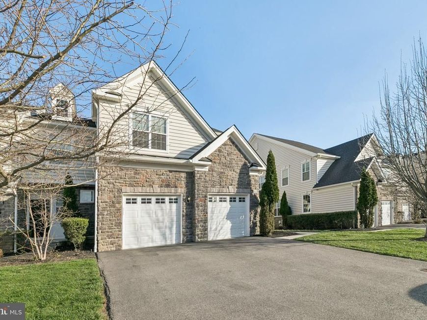 2133 Julia Drive, Conshohocken, PA 19428 Main Photo