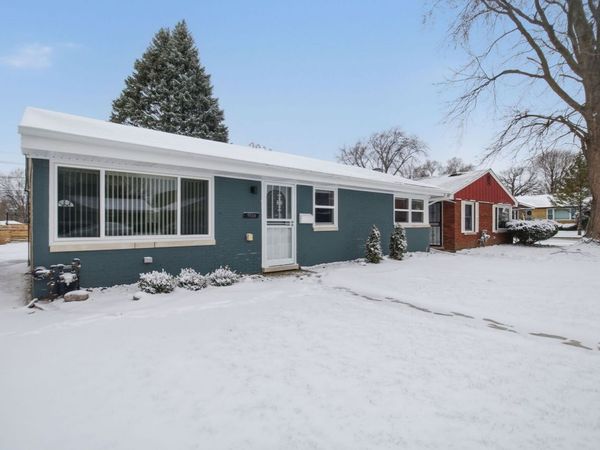 9804 S Maplewood Avenue , Evergreen Park, IL 60805