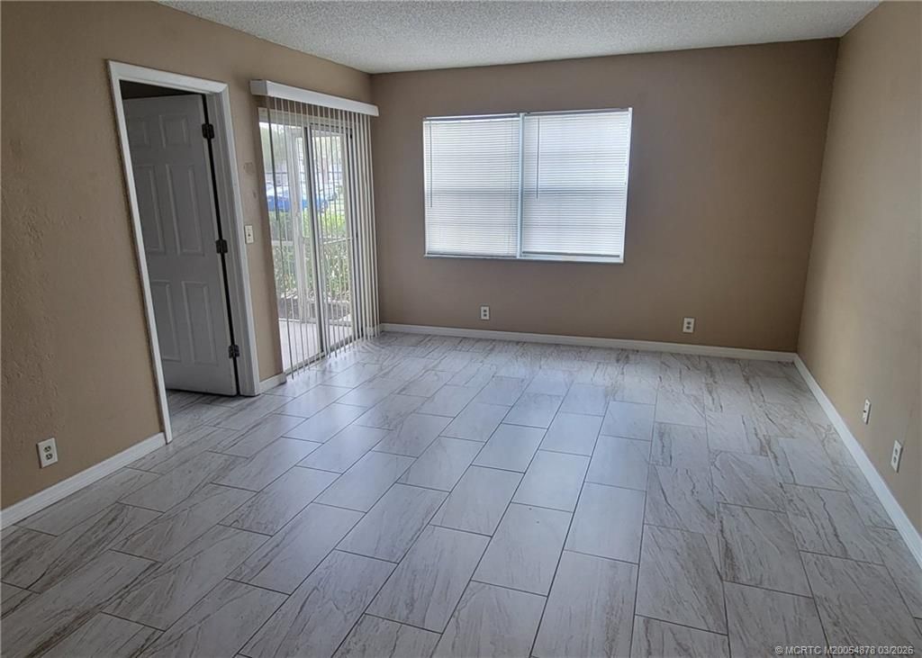 1524 SE Royal Green Circle, Unit 101, Port Saint Lucie, FL 34952 Photo