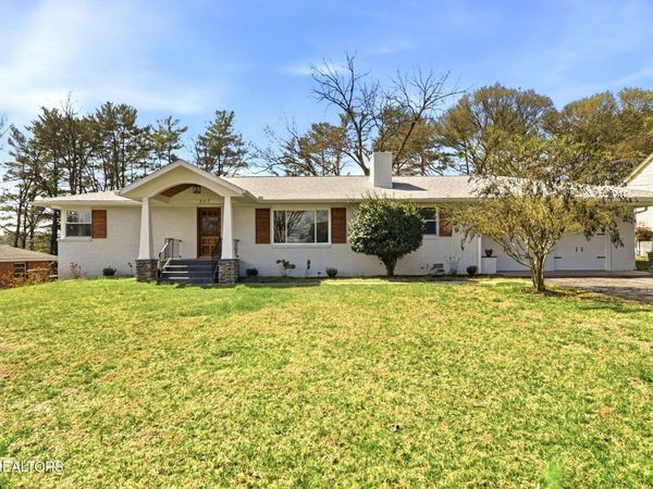 317 Macedonia Lane, Knoxville, TN 37914