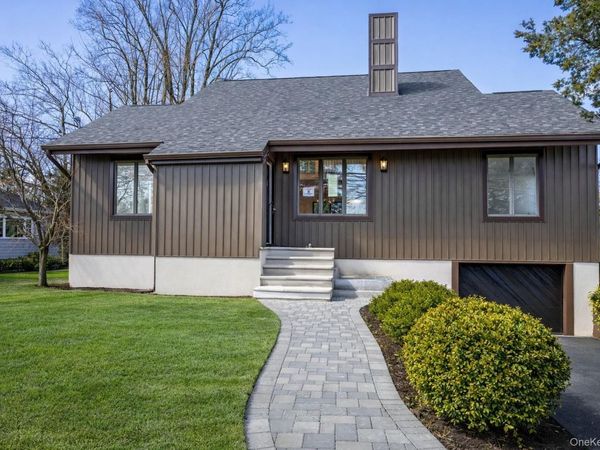 217 Hempstead Avenue , Malverne, NY 11565