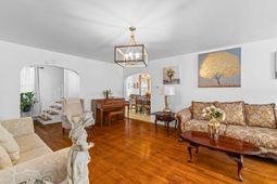 76 Dunnemann Avenue photo 4