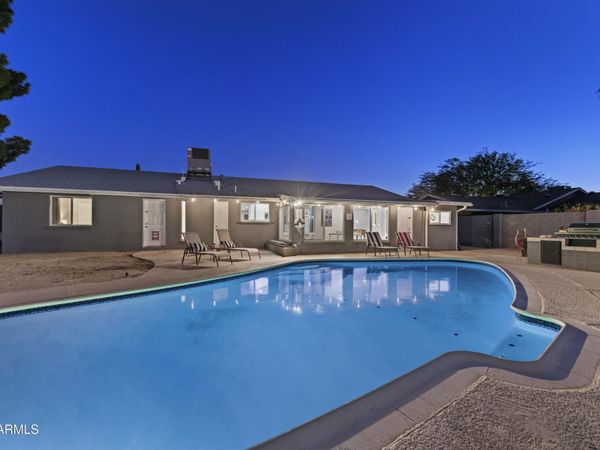 3122 E SIERRA Street, Phoenix, AZ 85028