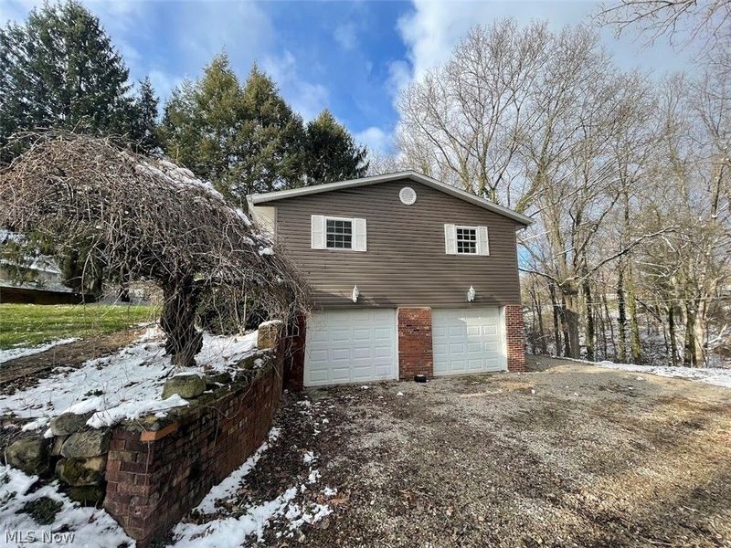 330 Walnut Hills Drive, Zanesville, OH 43701 Photo 4