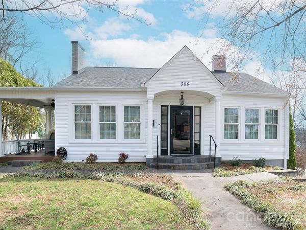 308 Beall Street NW, Lenoir, NC 28645