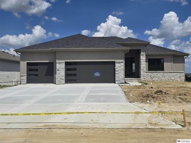 10905 N 160 Street, Bennington, NE 68007
